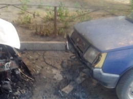 В Запорожье сгорел автомобиль бизнесмена