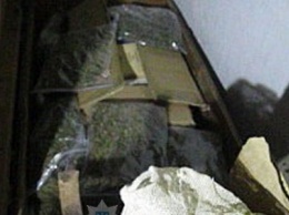 В Лебедине полицейские изъяли наркотиков почти на пятьдесят тысяч гривен (+фото)