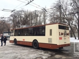 В Кривом Роге вышел на маршрут второй гибридный троллейбус