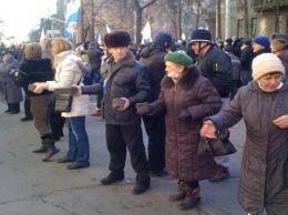 Непобедимые: архивные фото с Майдана впечатлили сеть