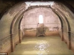 В Мексике из-за засухи поднялся из воды затопленный храм