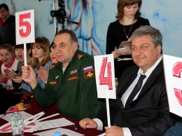 В Керчи провели военно-спортивные соревнования, посвященные Дню защитника отечества (ФОТО)