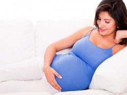 Ученые считают, что для нормального зачатия и беременности женщине нужны друзья