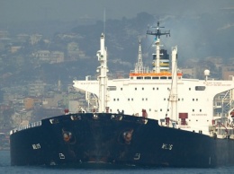 На западе Малайзии похитили нефтяной танкер