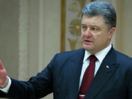 Нарушения Минских договоренностей должны стать известны ОБСЕ и России, - Порошенко