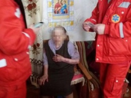 В Лисичанске 81-летний мужчина искусал супругу