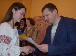 В Северодонецке наградили победителей конкурса по украинскому языку
