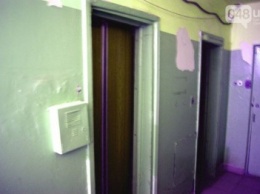 Лифт, который оборвался в Одессе на Котовского, запретили использовать полгода назад