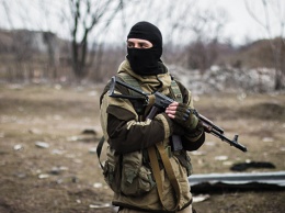 В ДНР обнаружили у линии соприкосновения танки и артустановки ВСУ, а в ЛНР - украинский спецназ