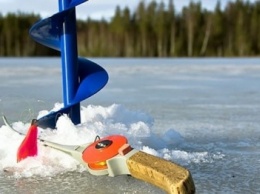 В Херсонской области два рыбака провалились под лед