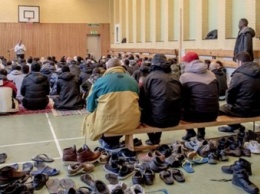 В Швеции подожгли центр для мигрантов: 20 пострадавших