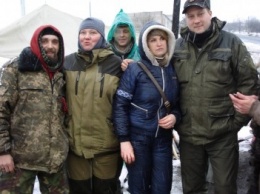 Павлоградские матери и жены ездили в Артемовск поддержать военнопленных