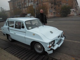 Неизвестным украинским автомобилем оказался самодельный Мустанг