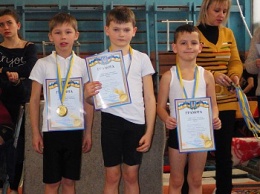 Бердянские акробаты приняли участие во Всеукраинском турнире
