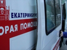 Екатеринбургские врачи высадили из "скорой" больного ребенка по дороге в больницу