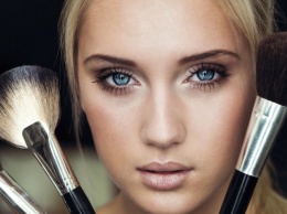 Трендовый макияж в пастельных тонах: как выбрать тени по цвету глаз