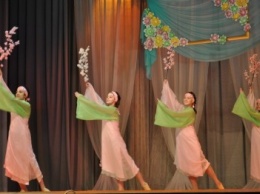 Краматорск начинает праздновать 8 марта