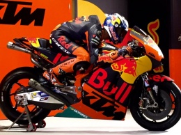 MotoGP - Тесты в Катаре: новые двигатели для KTM RC16 в Losail