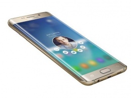 Samsung за день до презентации случайно показала флагман Galaxy S6 edge Plus