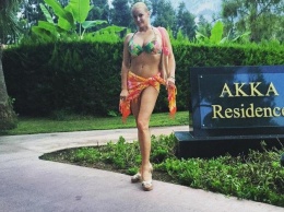 Анастасия Волочкова купила новый купальник