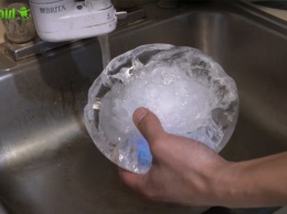 Видеофакт: LG G6 на сутки вморозили в лед
