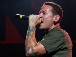 Лидер группы Linkin Park воплотился в образ психопата