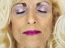 Освежаемся к весне: 10 ошибок в макияже, которые противопоказаны дамам «за 40»