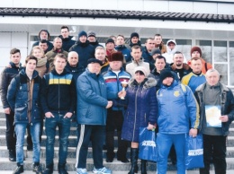 Киевские оппозиционеры поддержали турнир по волейболу и мини-футболу, посвященный 73-й годовщине освобождения Киевщины от фашистских захватчиков