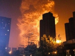 В зоне техногенной катастрофы в Китае воздух отравлен химикатами