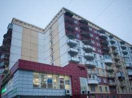 В Екатеринбурге сотрудницу полиции уволили после покупки квартиры не по средствам