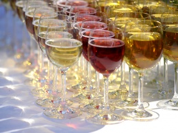 Молдова исключила вино из перечня алкогольных напитков