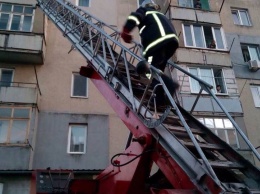Пожар в Одесской области - из горящего дома вынесли 7 человек