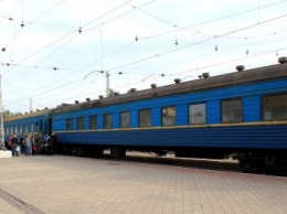 Поезда из Мариуполя будут курсировать по новому графику (ФОТО)