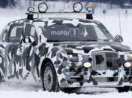 Загадочный прототип седана Rolls-Royce может оказаться лимузином российского президента