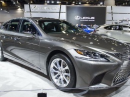 Новый Lexus LS 500h 2018 дебютировал на автосалоне в Ванкувере