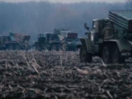 Украинская артиллерия готова подавить наступление "ДНР": ВСУ провели учения и стрельбы