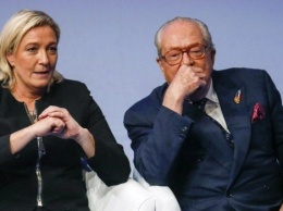 Жан-Мари Ле Пен заявил, что его дочери поможет победить на президентских выборах теракт