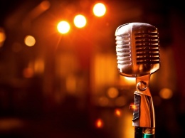 В Казахстане запретят артистам петь под фонограмму