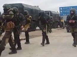 В Дагестане силовики Путина заблокировали колонну протестующих дальнобойщиков: появилось видео