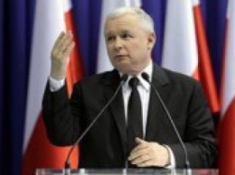 Качиньский допустил причастность РФ к обстрелу польского консульства в Луцке