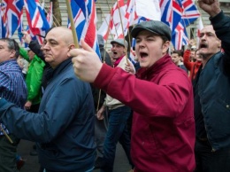 В Лондоне произошли столкновения полиции с участниками марша против терроризма
