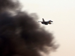 Сирийские ВВС возобновили полеты с разбомбленной американцами авиабазы в Хомсе