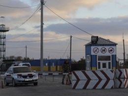 Накануне Пасхальных праздников на админгранице с Крымом пограничники ввели режимные ограничения