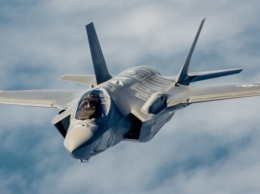 В Британию прибыли сверхсовременные американские истребители F-35A