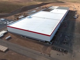 На заводе Tesla в Неваде произошла утечка химикатов, никто не пострадал