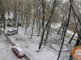 Из-за холодов и снега в украинских школах объявили каникулы