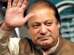 Верховный суд Пакистана отказался отстранить от должности премьера