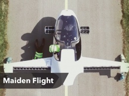 Летающий электромобиль совершил первый полет