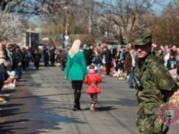 Нацгвардия и полиция взяли под охрану все кладбища Донецкой области