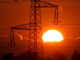 Украина остановила подачу электроэнергии в оккупированную Луганскую обл